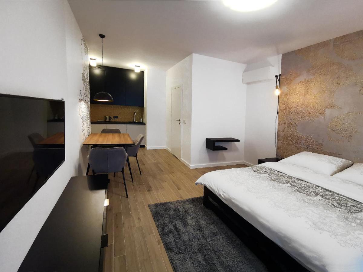 Come&Stay Apartments Wola Varsovie Extérieur photo
