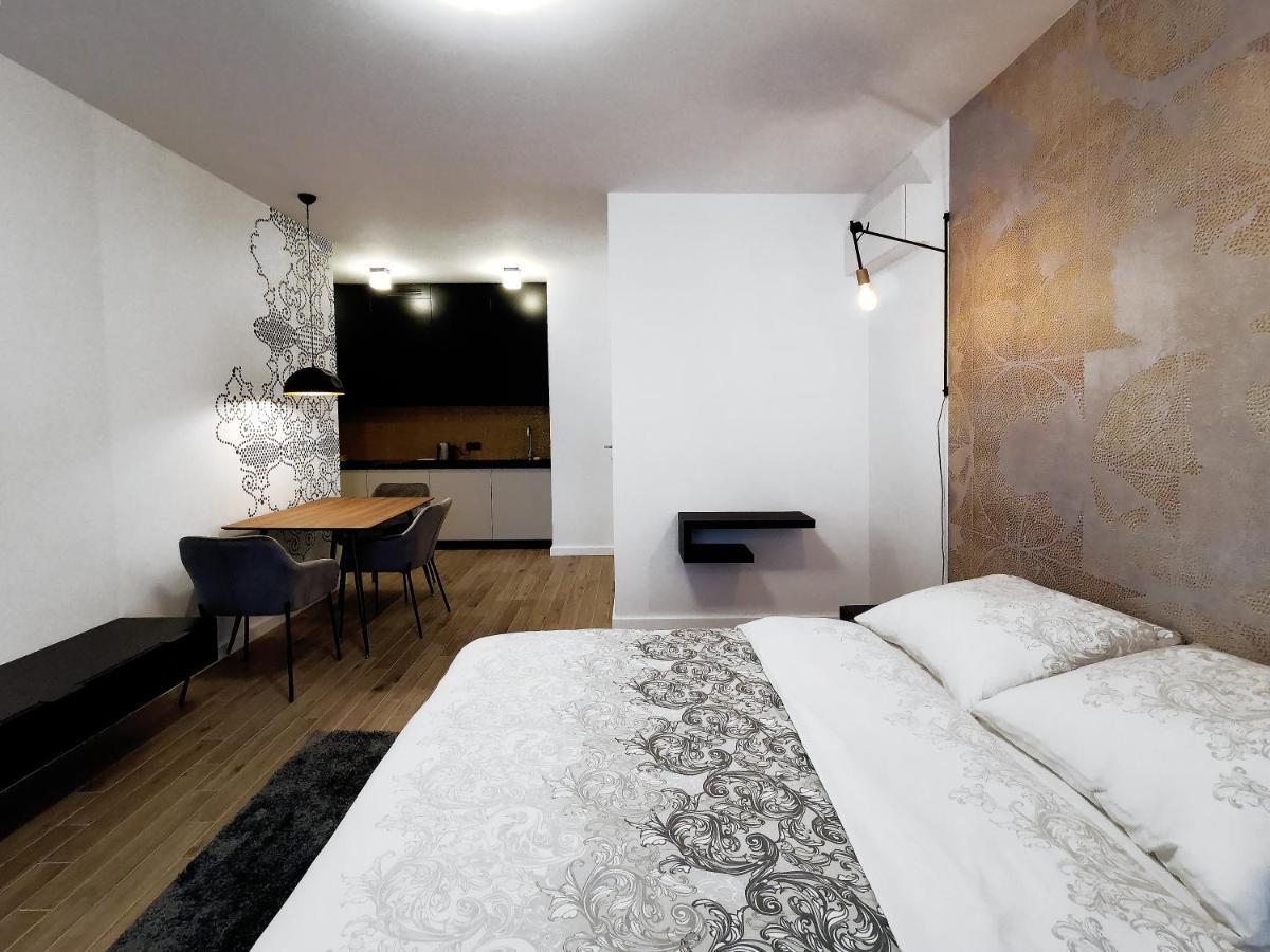 Come&Stay Apartments Wola Varsovie Extérieur photo