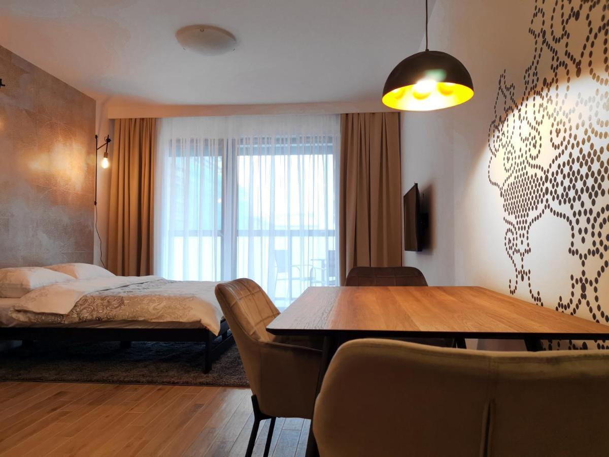Come&Stay Apartments Wola Varsovie Extérieur photo