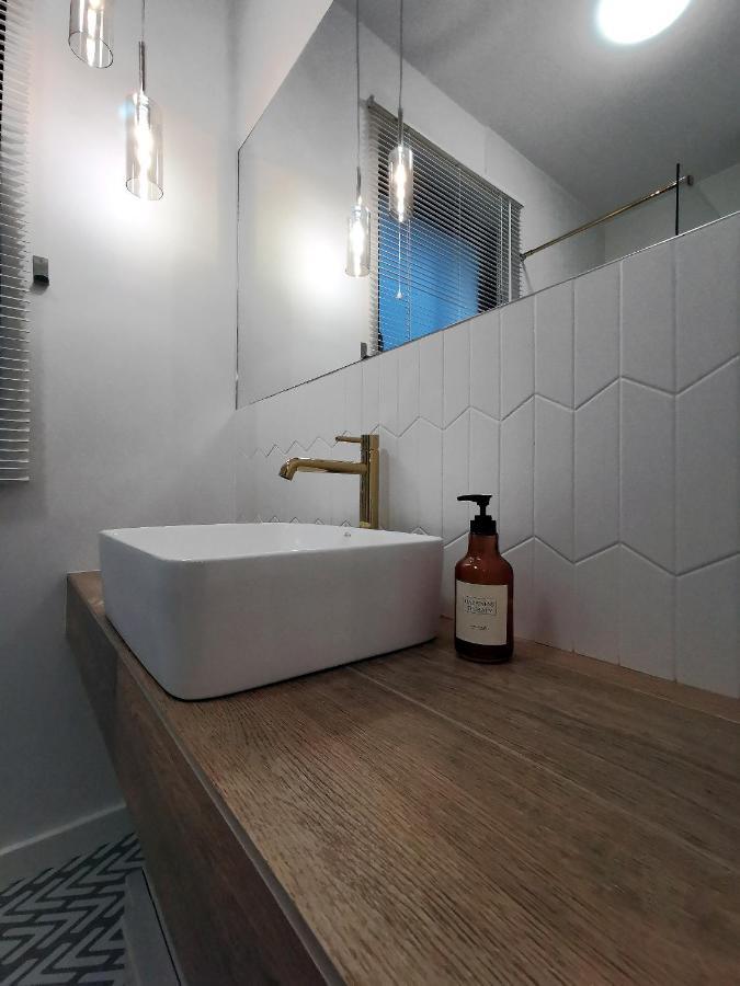 Come&Stay Apartments Wola Varsovie Extérieur photo